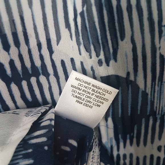 New York & Co Button Down Collar Shirt, XS - Picture 7 of 9